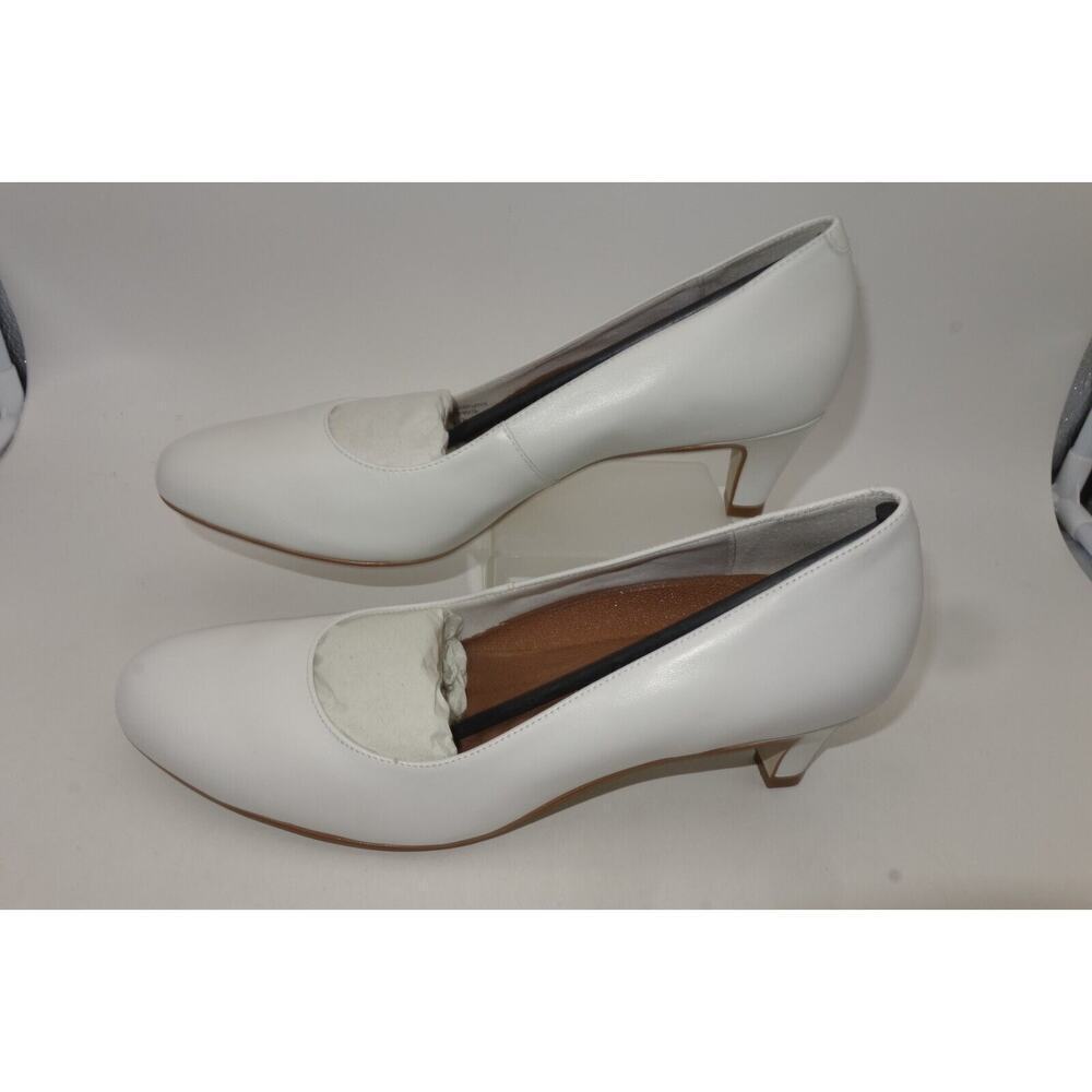 NEW Walking Cradles Joy Cashmere White Heels Pumps Women's 10 - Picture 2 of 7